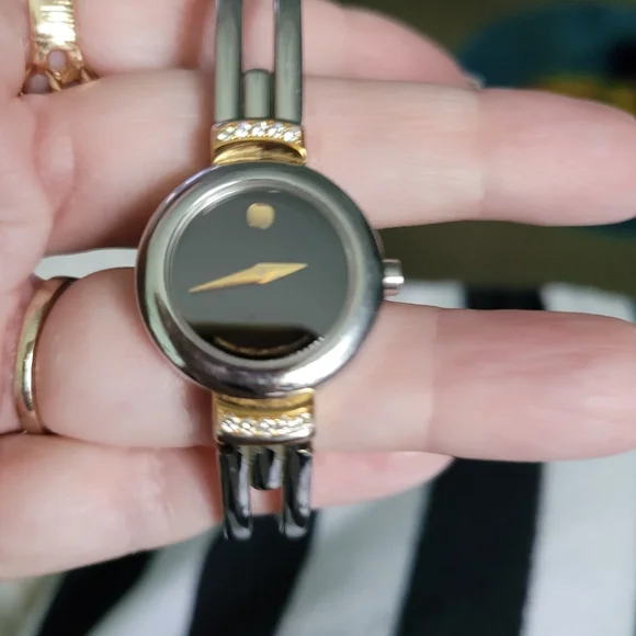 Movado Ladies Wristwatch Gold Stardust Dial Ivory Strap Swiss Quartz AUTHENTIC Movado Ladies Wristwatch Gold Stardust Dial Ivory Strap  main image 4